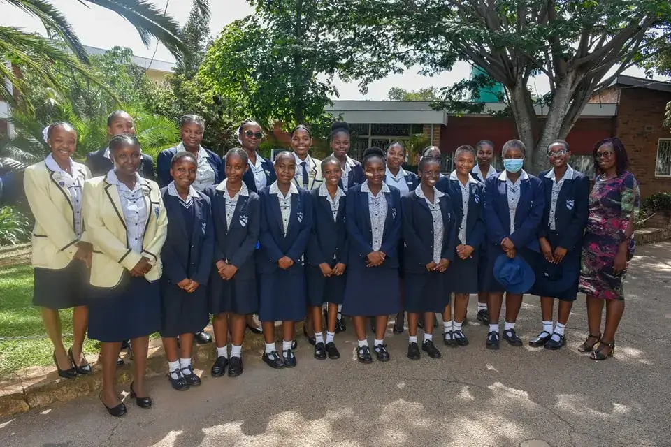 dominican convent high school uniforms