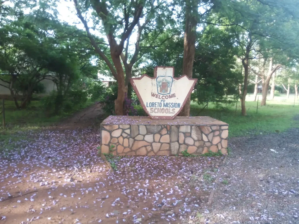 Loreto High School